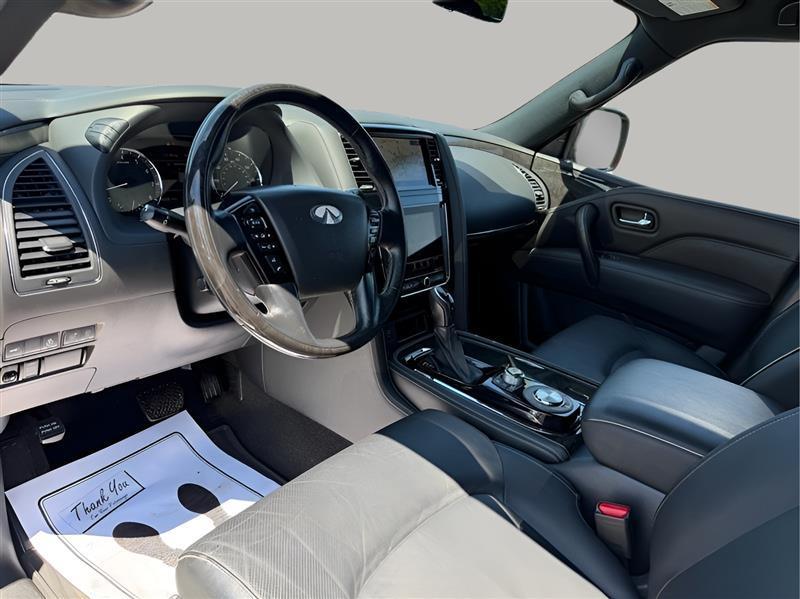 Infiniti QX80 LUXE 2020