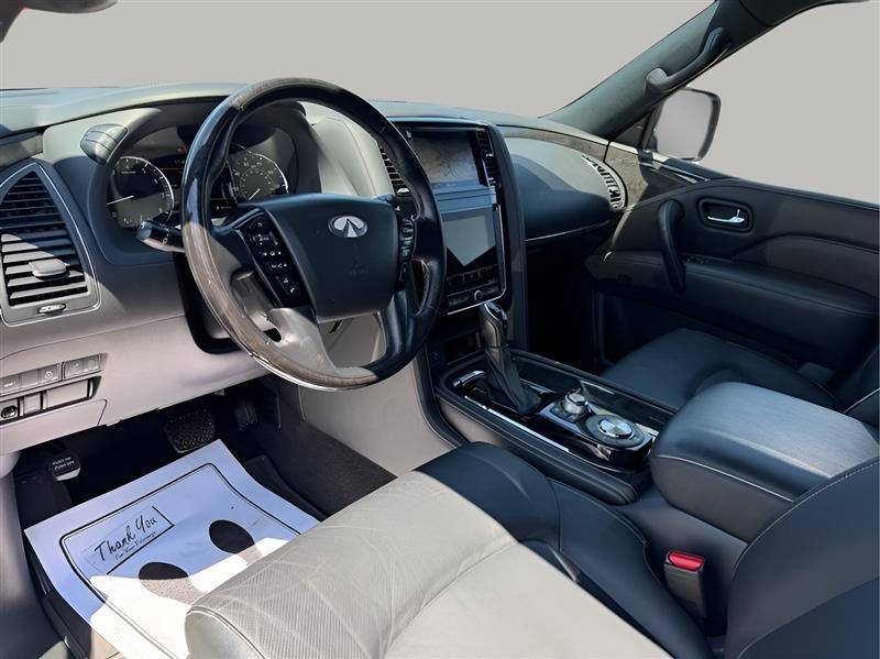 Infiniti QX80 LUXE 2020