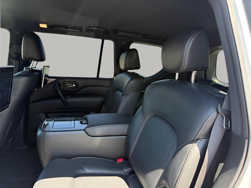 Infiniti QX80 LUXE 2020