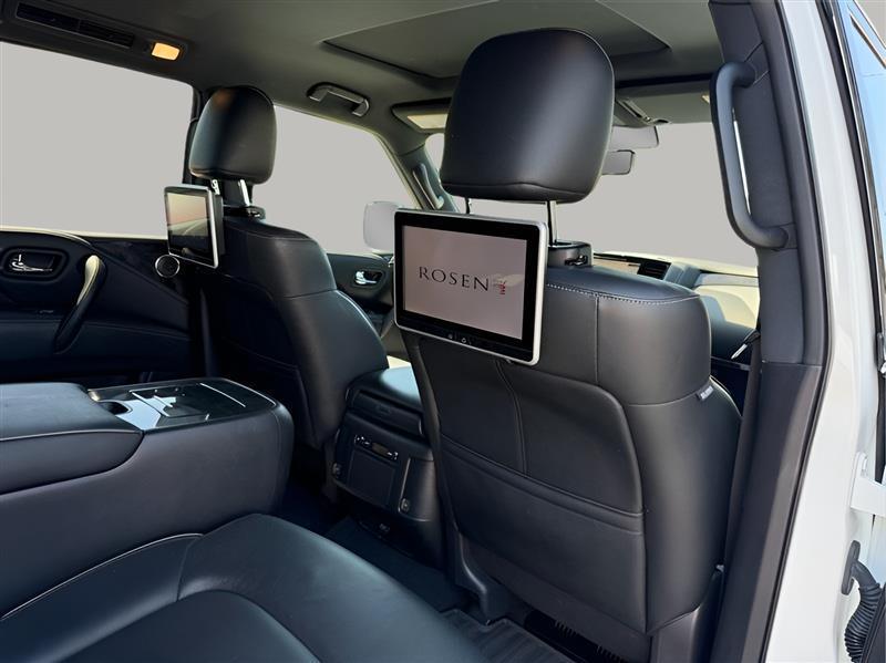 Infiniti QX80 LUXE 2020