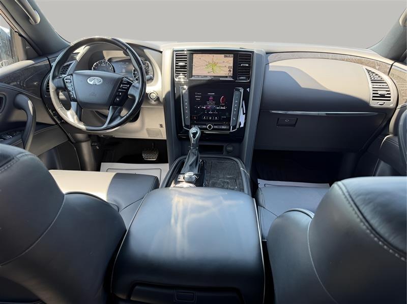 Infiniti QX80 LUXE 2020