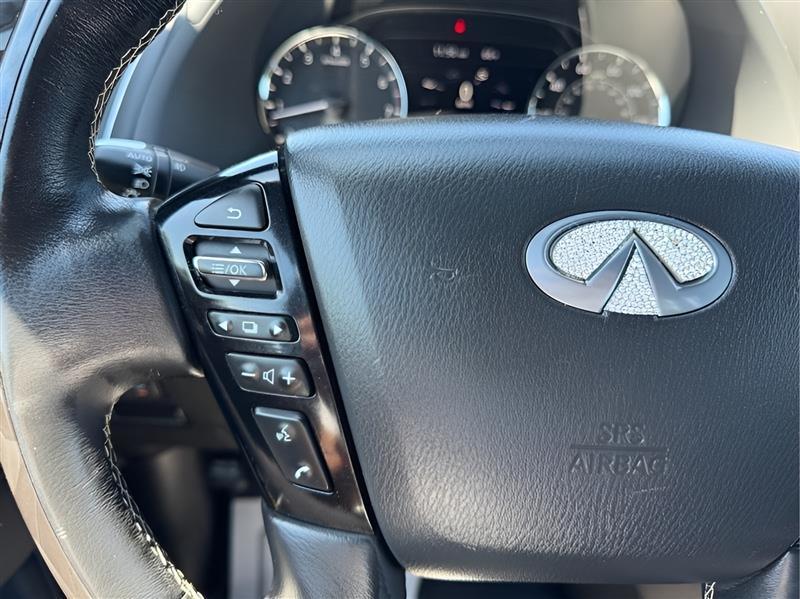 Infiniti QX80 LUXE 2020