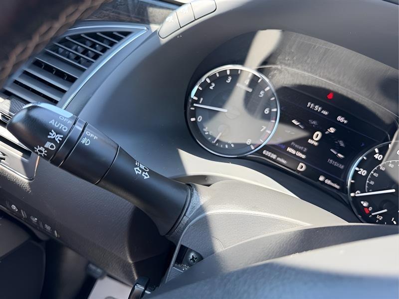 Infiniti QX80 LUXE 2020