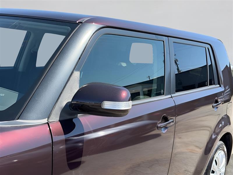 Scion xB 5dr Wgn Auto (Natl) 2014