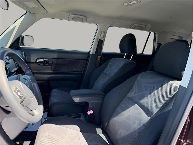 Scion xB 5dr Wgn Auto (Natl) 2014