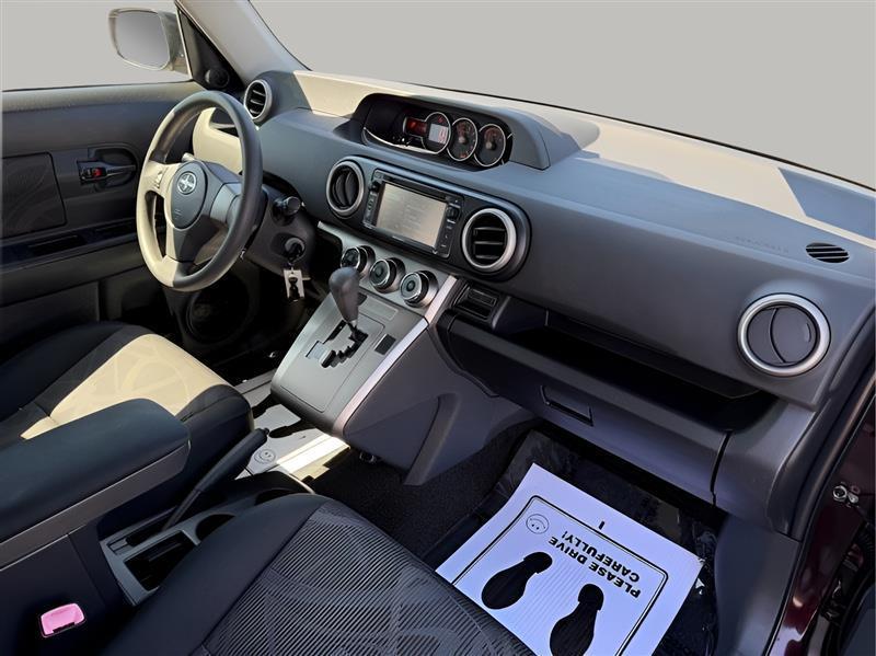 Scion xB 5dr Wgn Auto (Natl) 2014