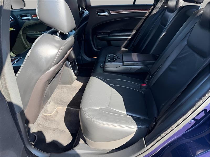 Chrysler 300 RWD 2014