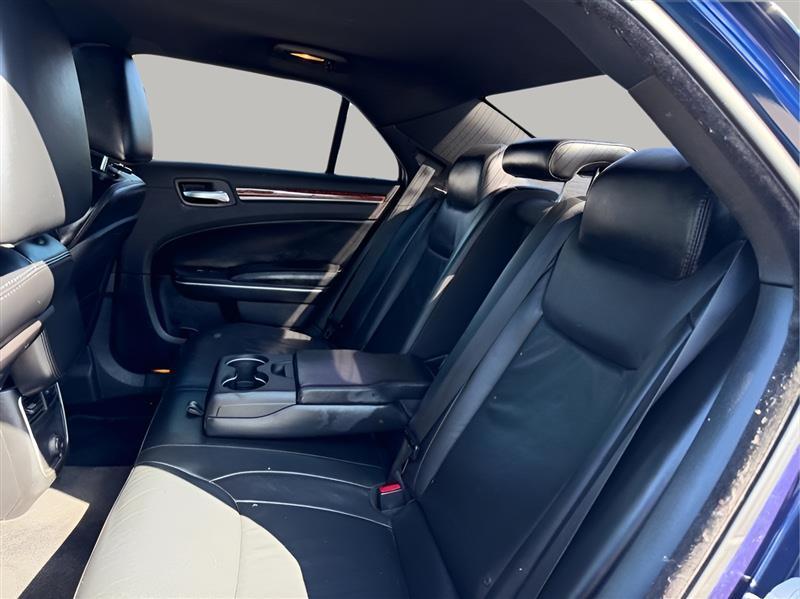 Chrysler 300 RWD 2014