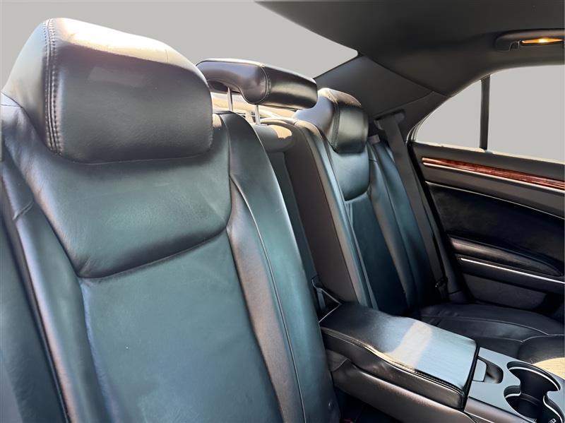 Chrysler 300 RWD 2014