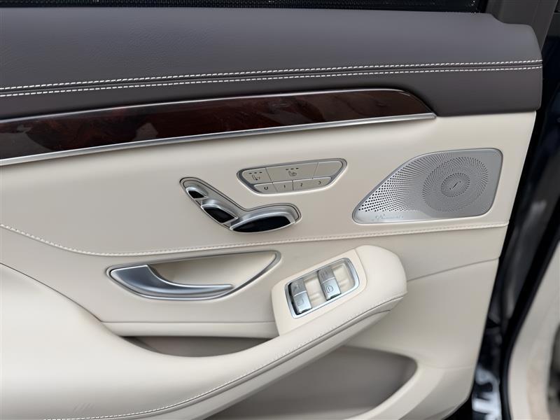 Mercedes-Benz S-Class S560 4MATIC 2019