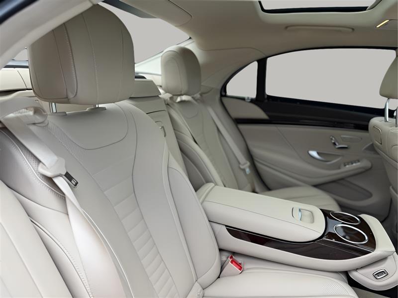 Mercedes-Benz S-Class S560 4MATIC 2019
