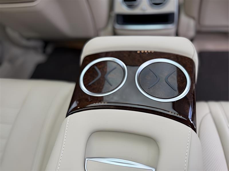 Mercedes-Benz S-Class S560 4MATIC 2019