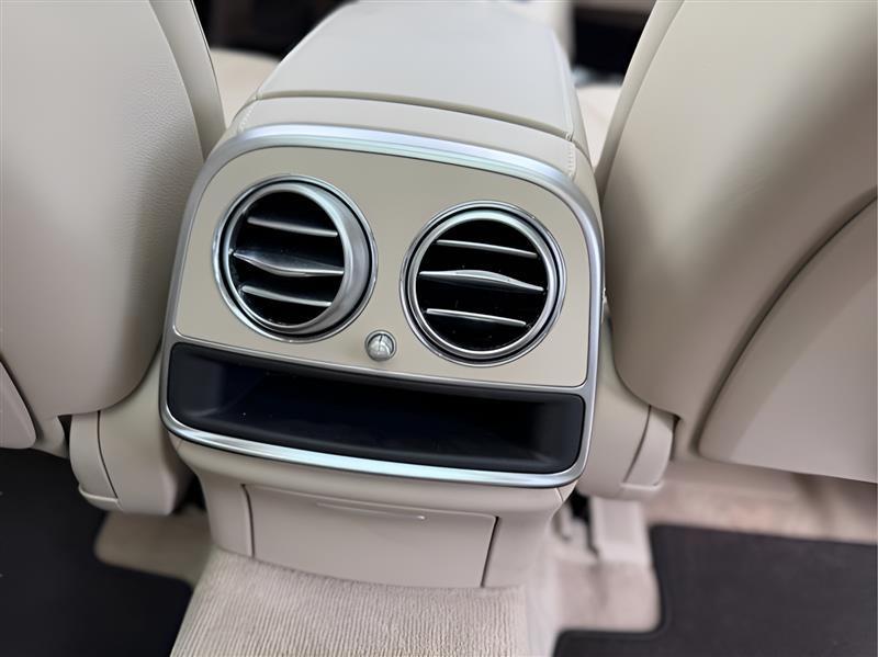 Mercedes-Benz S-Class S560 4MATIC 2019