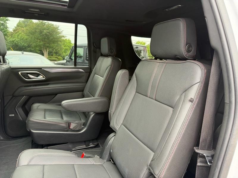 Chevrolet Suburban RST 2023