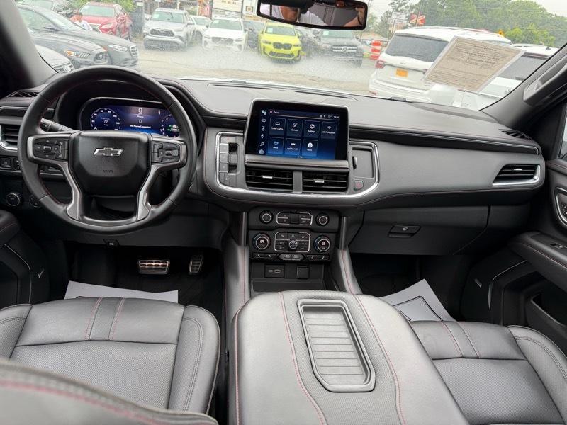 Chevrolet Suburban RST 2023