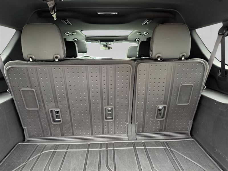Chevrolet Suburban RST 2023
