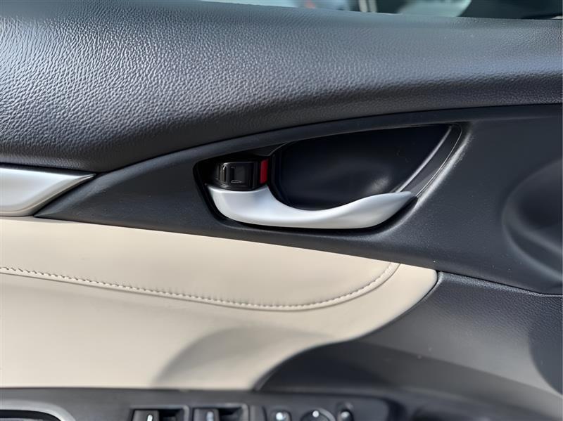 Honda Civic EX Sedan CVT 2018