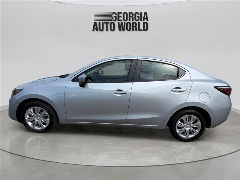 Toyota Yaris 4dr Sdn Auto 2020