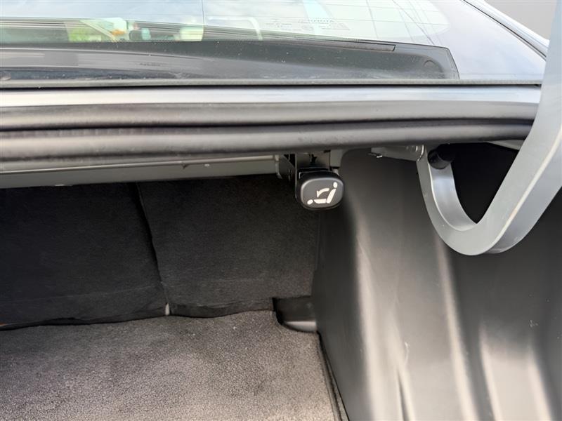 Toyota Yaris 4dr Sdn Auto 2020