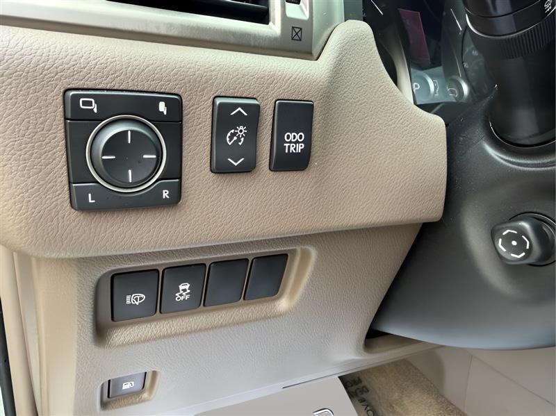 Lexus GX 460 4WD 4dr Premium 2016