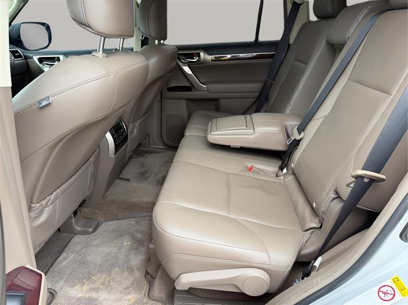 Lexus GX 460 4WD 4dr Premium 2016