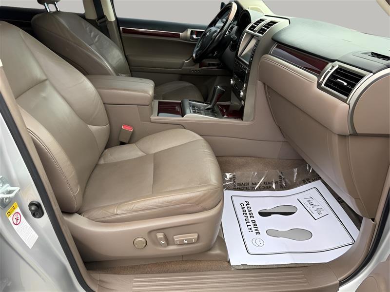 Lexus GX 460 4WD 4dr Premium 2016