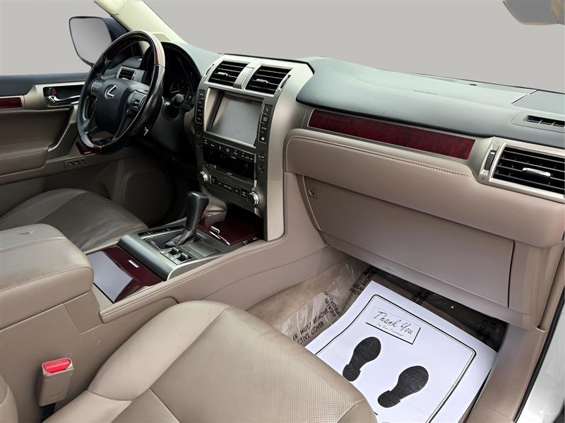 Lexus GX 460 4WD 4dr Premium 2016