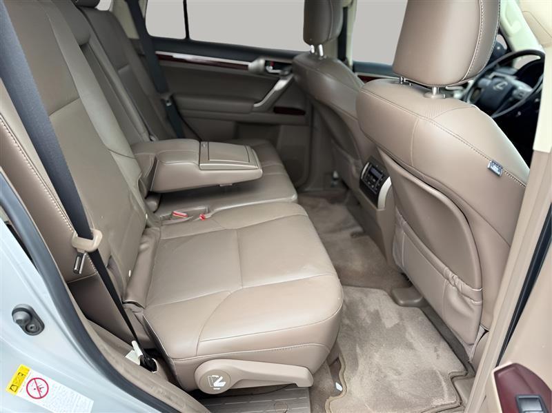 Lexus GX 460 4WD 4dr Premium 2016