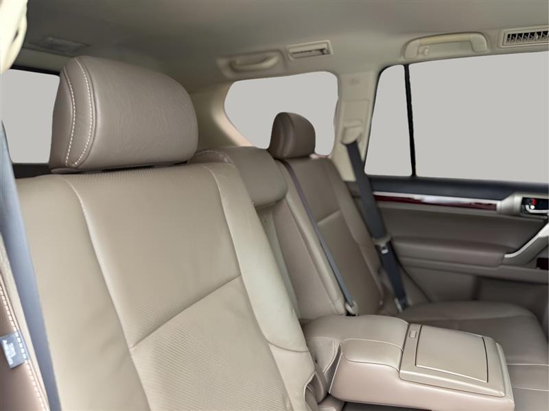 Lexus GX 460 4WD 4dr Premium 2016