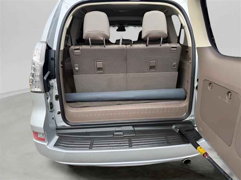 Lexus GX 460 4WD 4dr Premium 2016