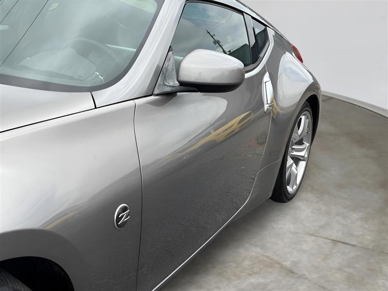 Nissan 370Z Coupe 2009