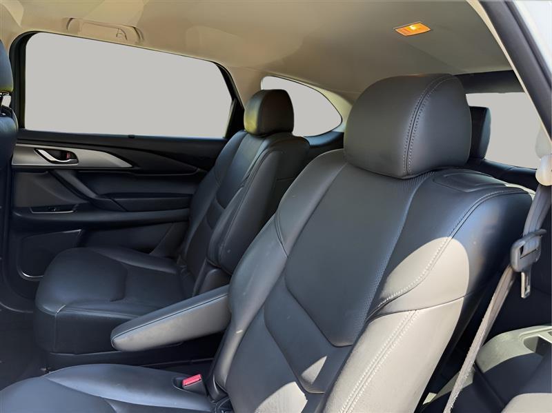 Mazda CX-9 Touring FWD 2021