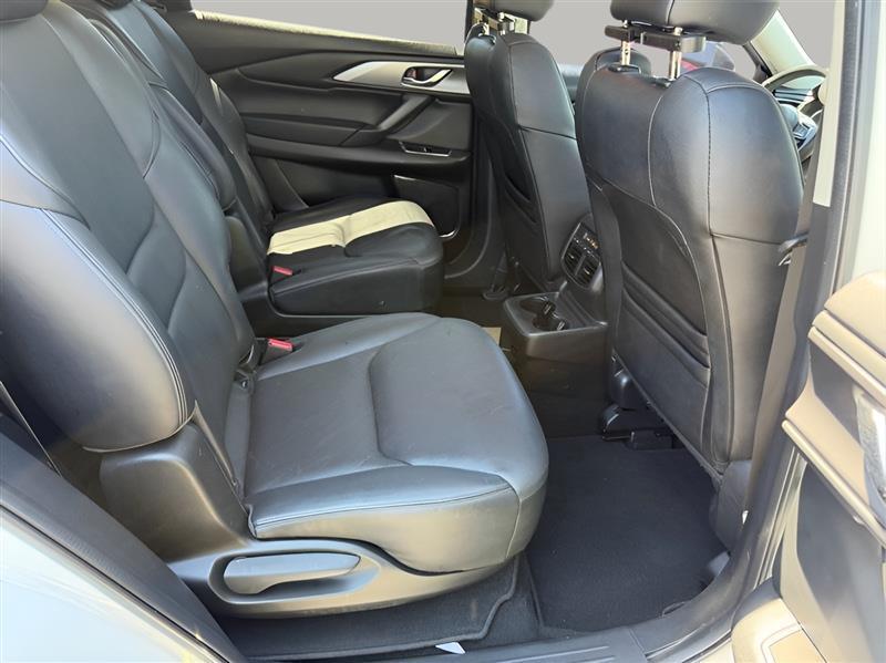 Mazda CX-9 Touring FWD 2021