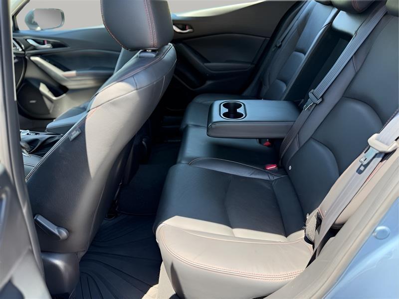 Mazda MAZDA3 s Grand Touring AT 5-Door 2014