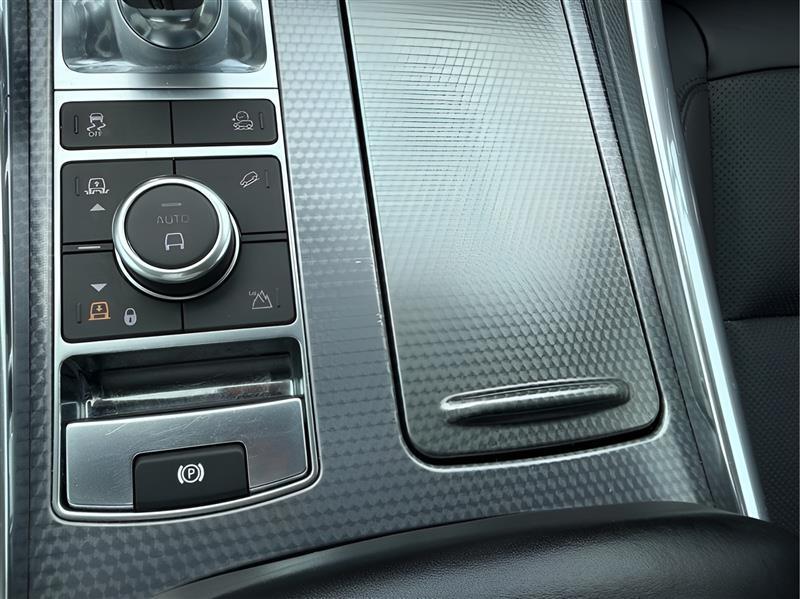 Land Rover Range Rover Sport 5.0L V8 Supercharged 2021