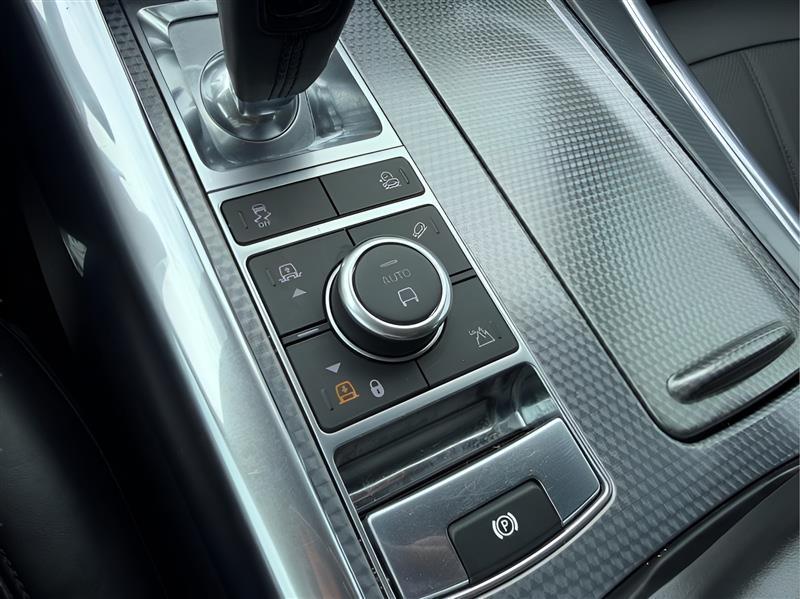 Land Rover Range Rover Sport 5.0L V8 Supercharged 2021