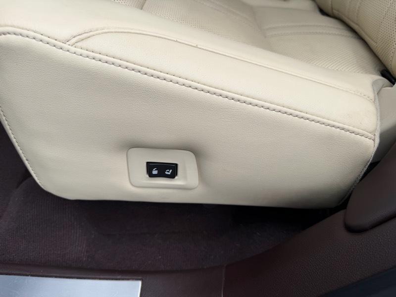 Lexus RX 450h Hybrid 4D SUV AWD 2017
