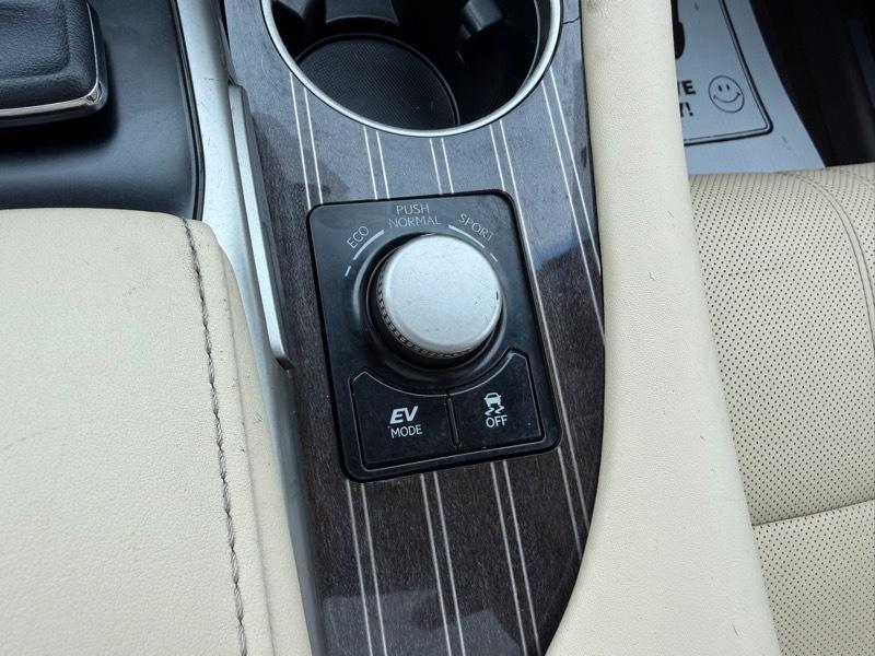 Lexus RX 450h Hybrid 4D SUV AWD 2017