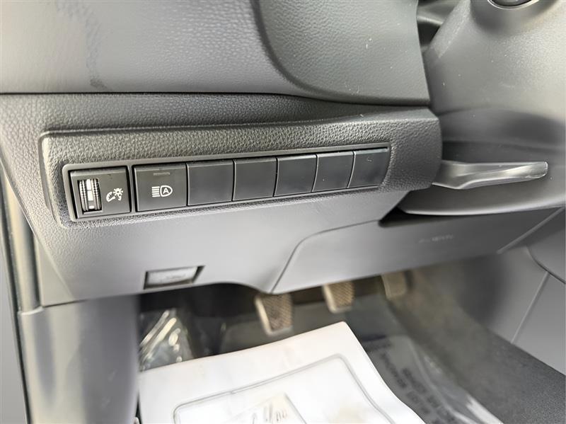 Toyota Corolla XSE 4D Hatchback 6sp 2019