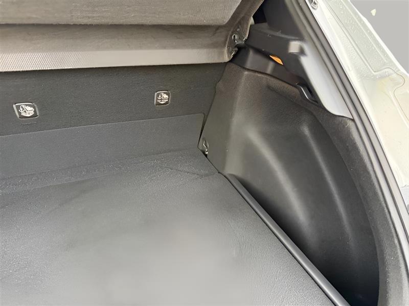 Toyota Corolla XSE 4D Hatchback 6sp 2019