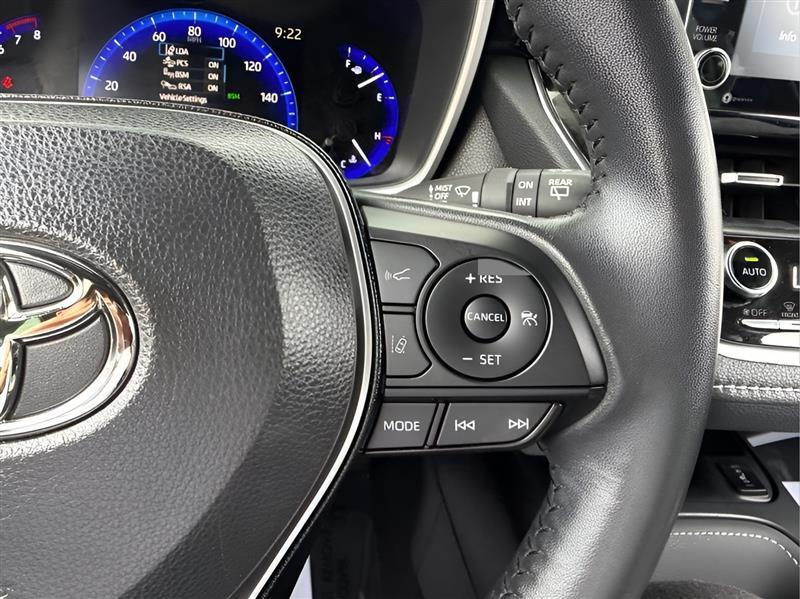 Toyota Corolla XSE 4D Hatchback 6sp 2019