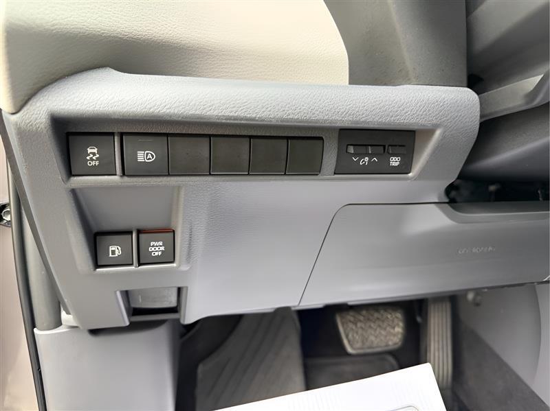 Toyota Sienna XLE 7-Passenger 2021