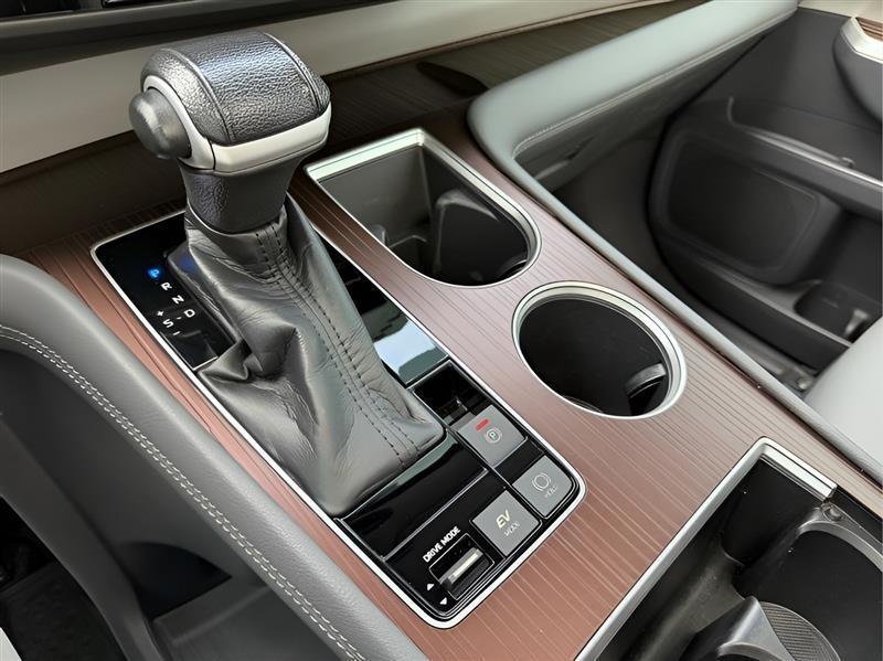 Toyota Sienna XLE 7-Passenger 2021