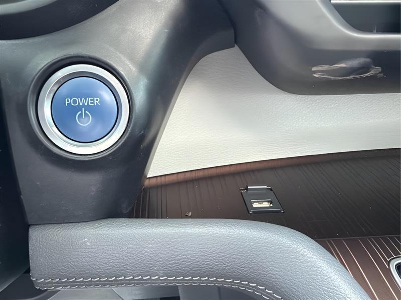 Toyota Sienna XLE 7-Passenger 2021