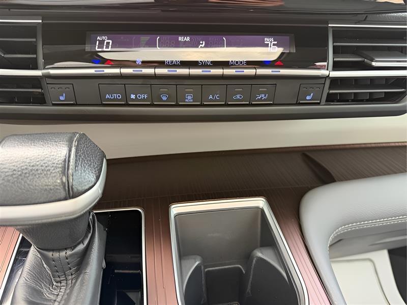 Toyota Sienna XLE 7-Passenger 2021