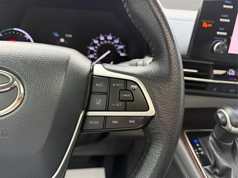 Toyota Sienna XLE 7-Passenger 2021
