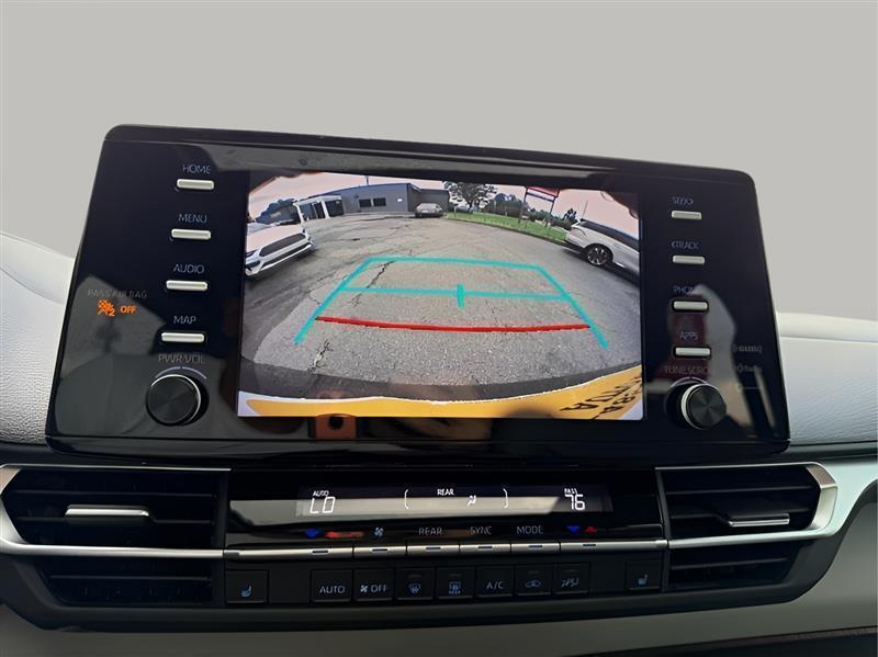 Toyota Sienna XLE 7-Passenger 2021