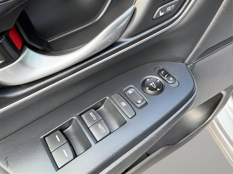 Honda CR-V Touring 2WD 2019