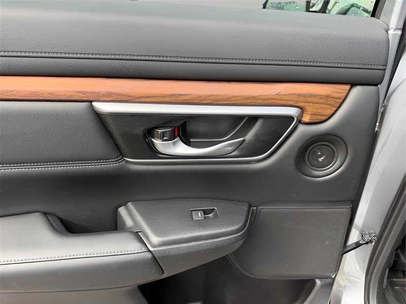 Honda CR-V Touring 2WD 2019