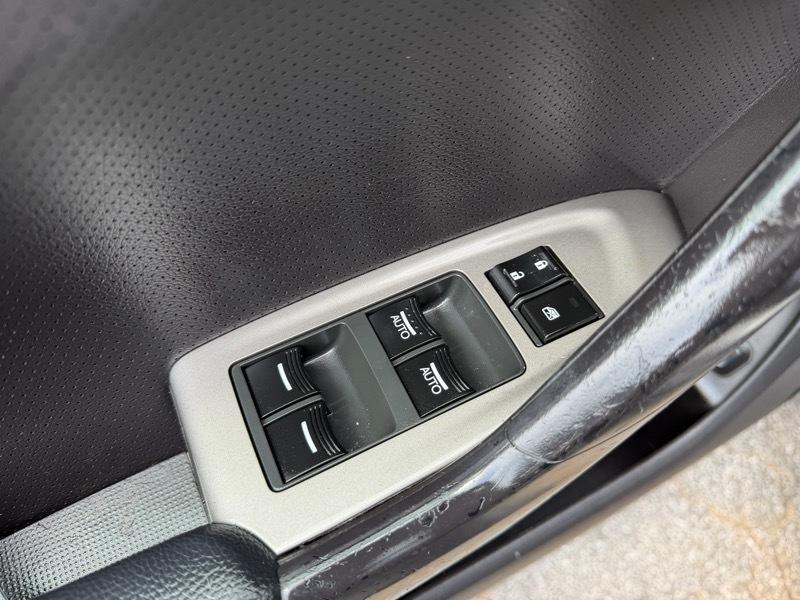 Acura TSX 4dr Sdn Auto 2009